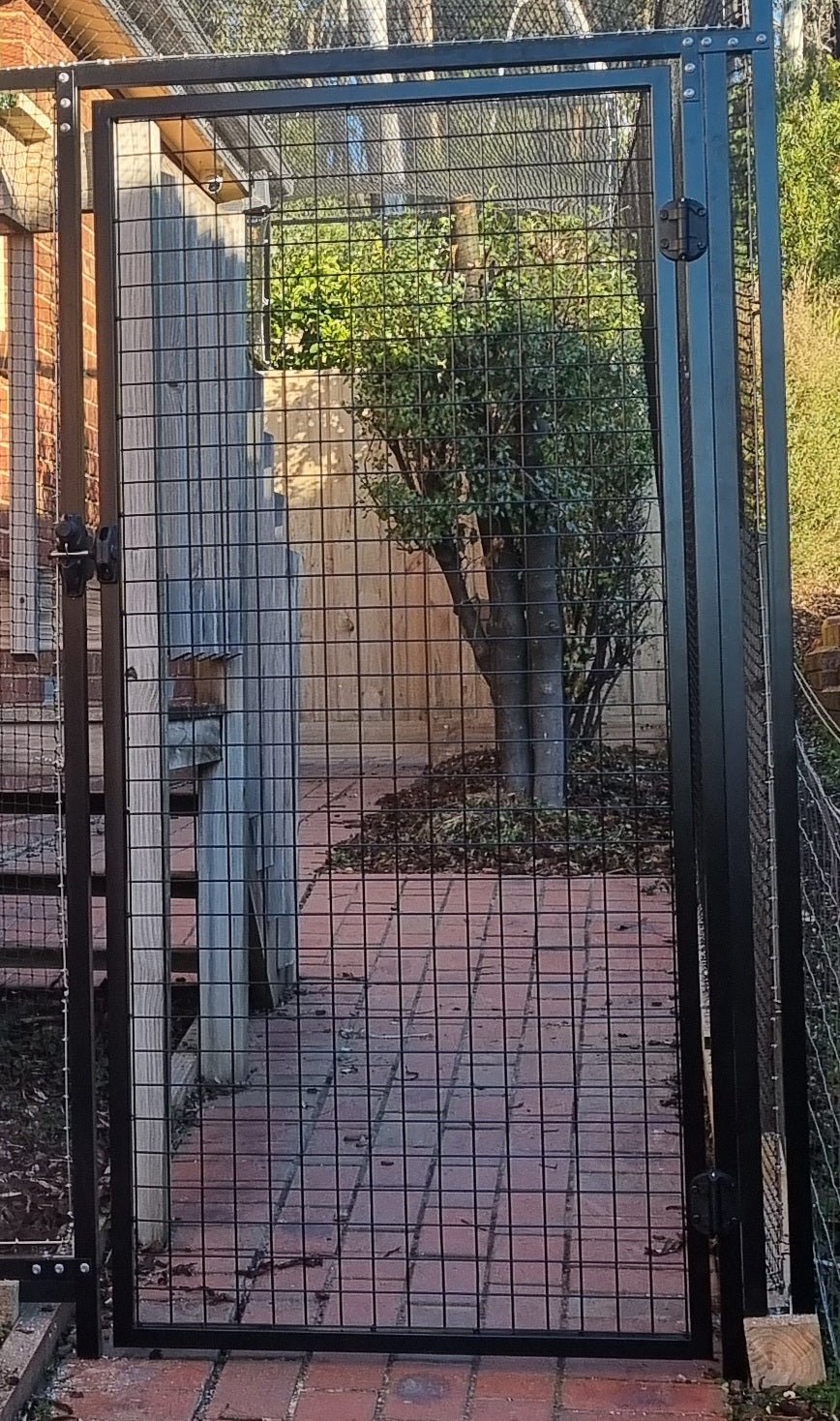 Black mesh gate NARROW – 1865mm high x 665mm wide – Cat Enclosure Supplies