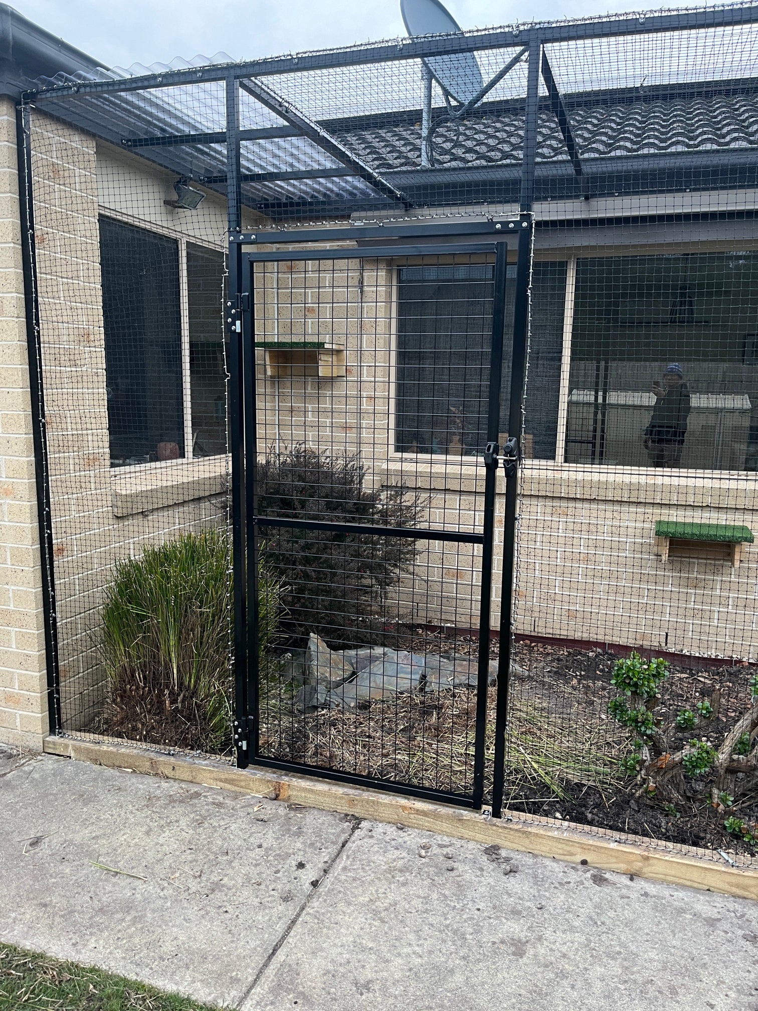 Light - Duty Aluminium Square Tube (32mm x 32mm x 1.6mm) 2m long - Cat Enclosure Supplies