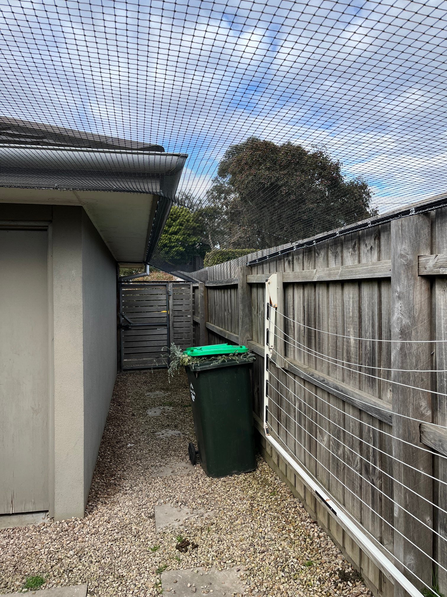 SLIMLINE ALUMINIUM FRAMING AND JOINERS - Cat Enclosure Supplies