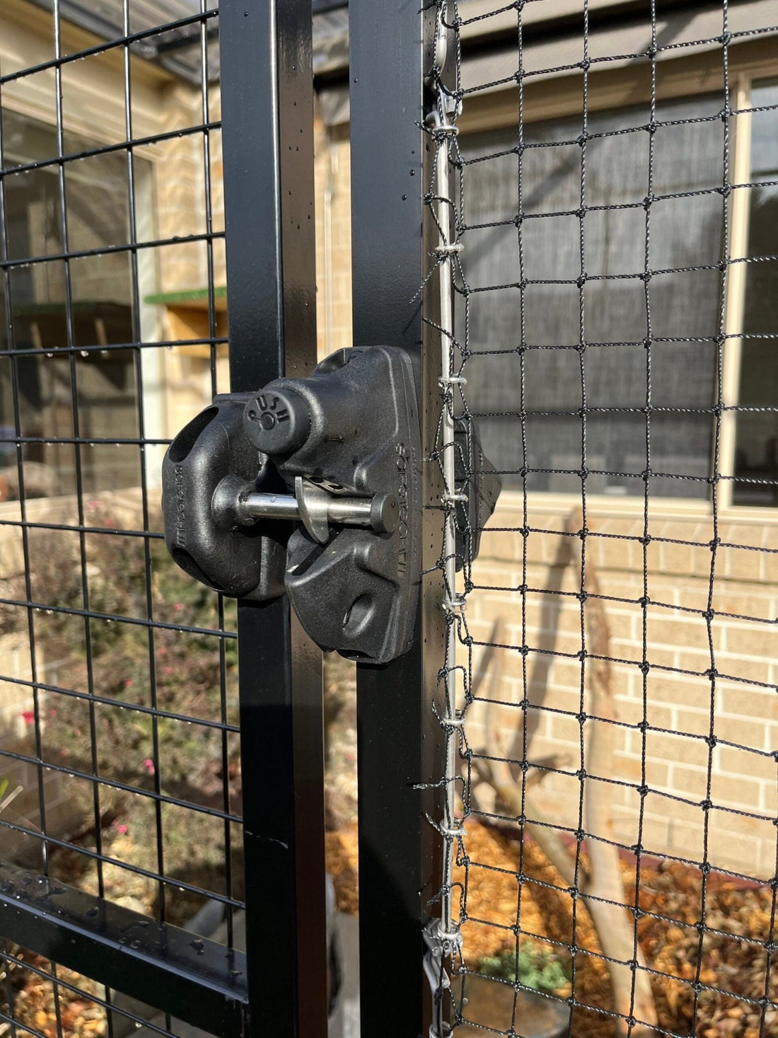 Premium push button gate latch - Cat Enclosure Supplies
