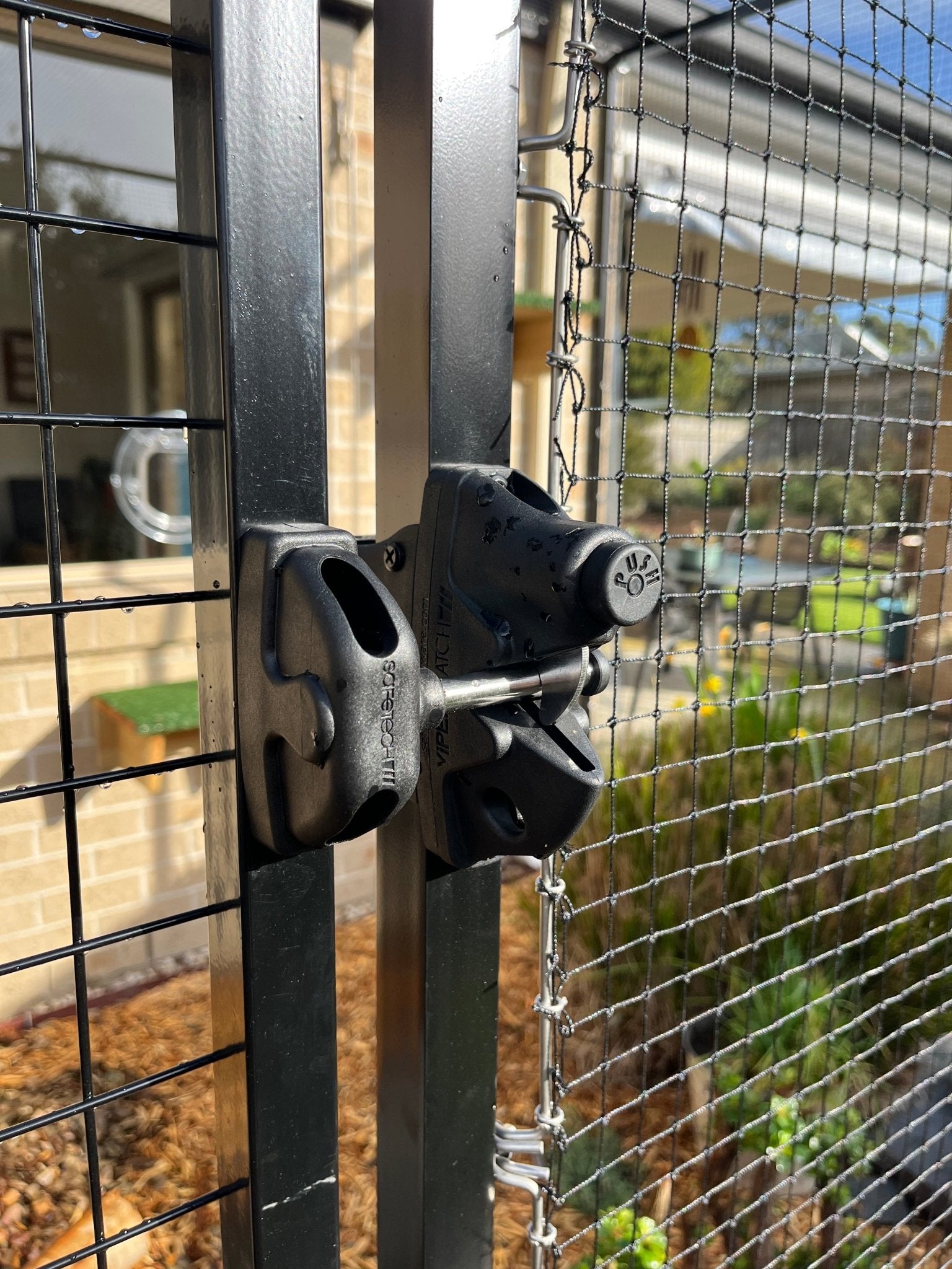 Black mesh gate – 1820mm high x 865mm wide - Cat Enclosure Supplies